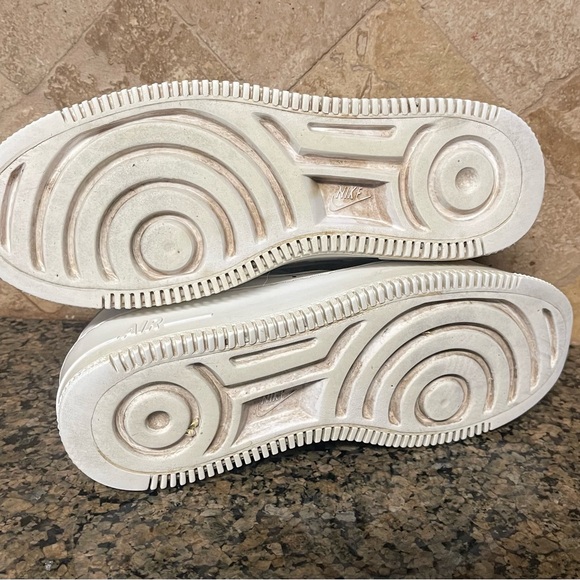 Nike Air Force 1 White Casual Shoes Sneakers Platform Sole - Size 7 - Picture 8 of 8